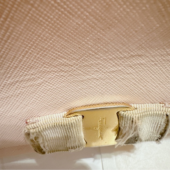 Salvatore Ferragamo Crossbody bag - Picture 4 of 7